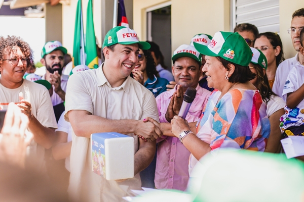 Com a presença da Governadora Fátima Bezerra, Prefeito Arthur Teixeira inaugura a fábrica de Polpa de Frutas de Guamaré