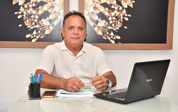 Alto do Rodrigues: Mesmo com queda de receitas, Prefeitura garante pagamento integral a servidores e mantém serviços