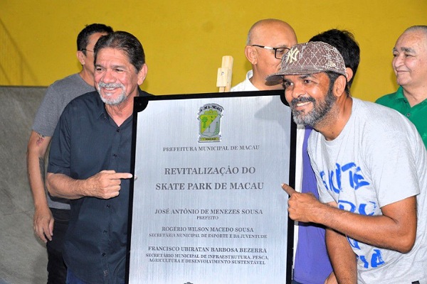 Macau: Prefeito José Antônio de Menezes inaugura o Skate Park Macau