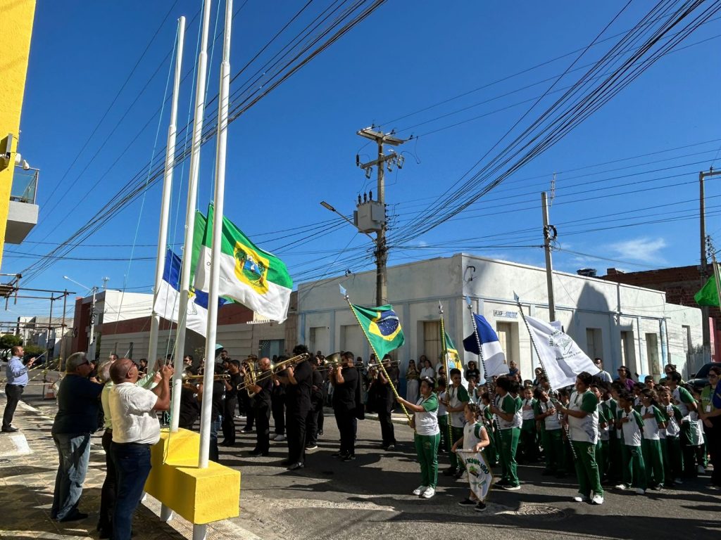 Macau: Semana da Pátria começa com cerimônia de hasteamento de pavilhões