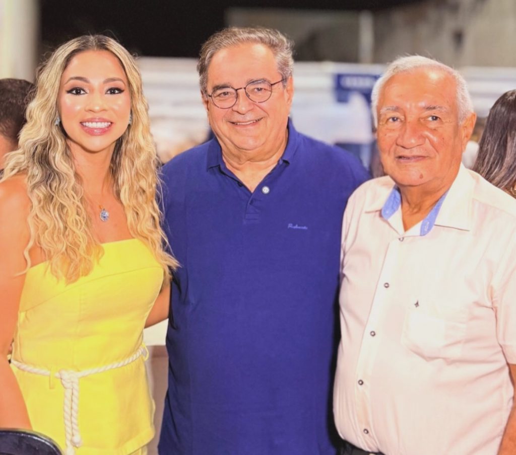 Álvaro Dias é recepcionado pelo vice-prefeito Raimundo da Casa de Saúde em Macau