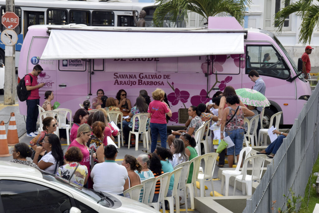 ALRN promove programação especial do Outubro Rosa com serviços e ações de saúde