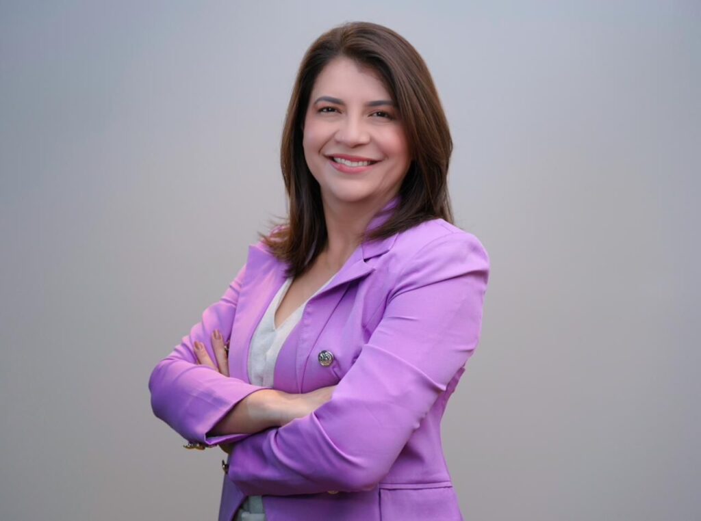 Deputada Carla Dickson é a mulher mais citada na disputa pela reeleição em Parnamirim