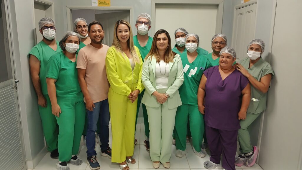 Macau: Ao lado de Pollyana Macedo, prefeita Flávia Veras acompanha retomada das cirurgias no Hospital Antônio Ferraz