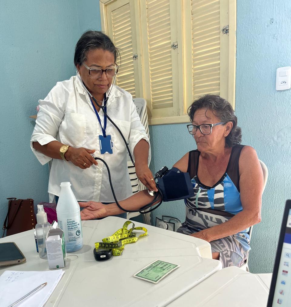 Saúde e Dignidade: Comunidade do Moinho do Juá recebe atendimento médico e de enfermagem no Centro Comunitário recém inaugurado