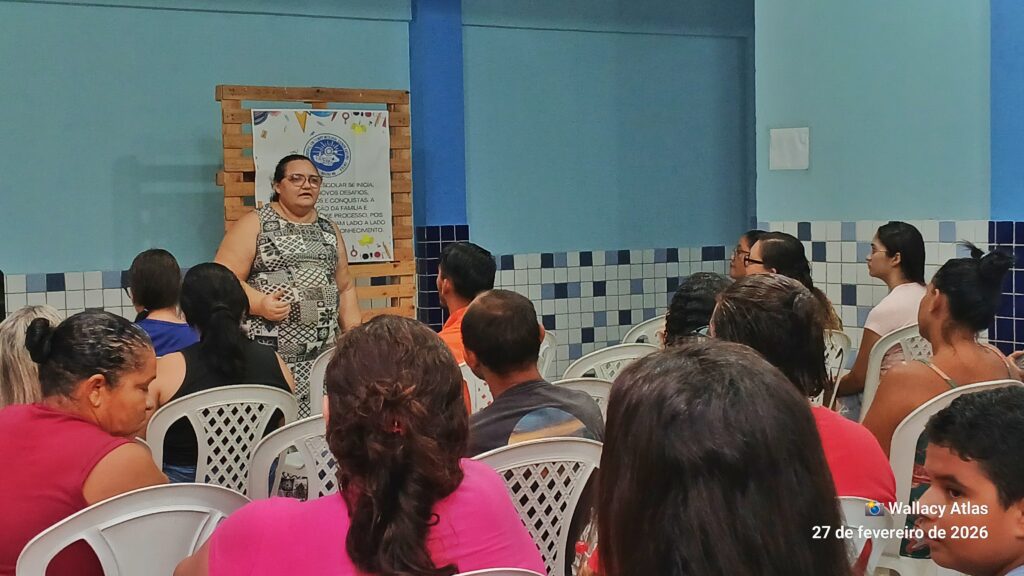 Escola Edinor Avelino reúne pais e anuncia início das aulas para segunda-feira, 02 de março