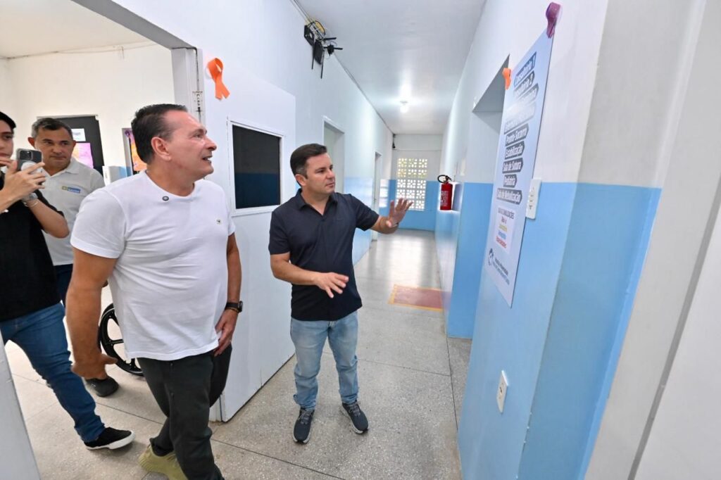 Ezequiel Ferreira visita hospital reformado e reforça apoio à saúde municipal de Pedro Velho