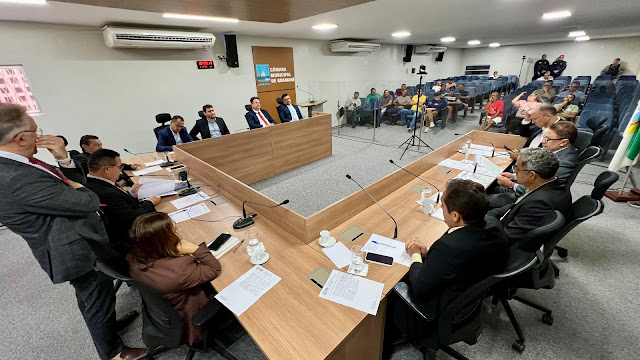 Durante sessão extraordinária, Câmara de Guamaré discute LOA 2026 e projetos estratégicos