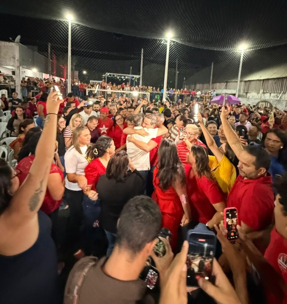 Multidão se reúne em João Câmara para receber o Time de Lula e reafirmar apoio a Cadu