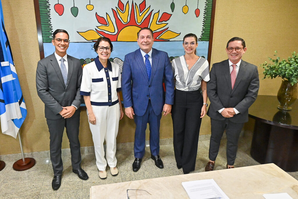 Presidente da AL e representantes da Neoenergia Cosern debatem futuro energético do RN
