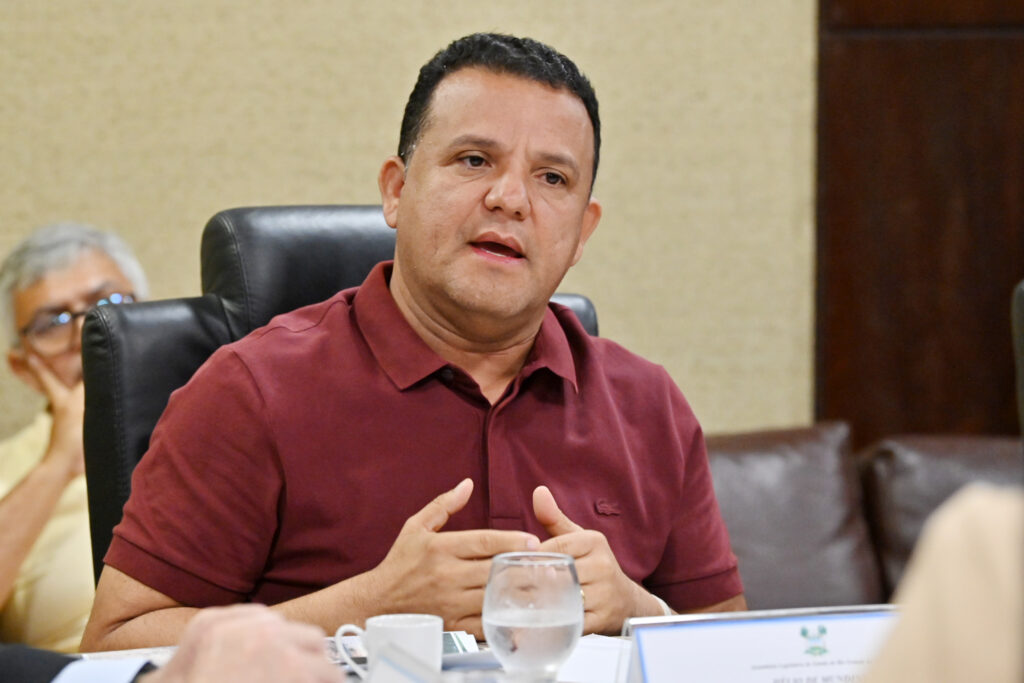 Prefeito Hélio Willamy busca apoio para ampliar segurança e infraestrutura viária em Guamaré