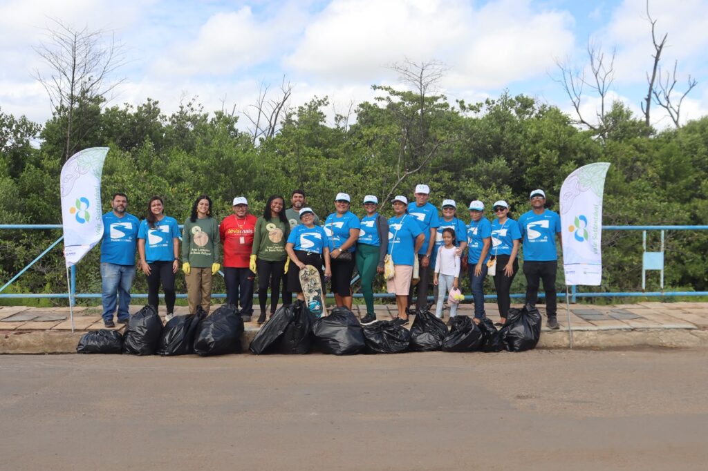 Projeto Vale Sustentável promove mutirão de limpeza em manguezal de Macau e recolhe 150 kg de resíduos