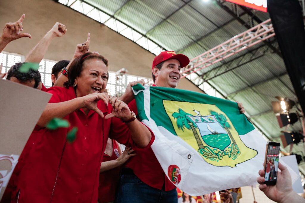 Multidão acompanha oficialização de Cadu de Lula como candidato a governador do RN