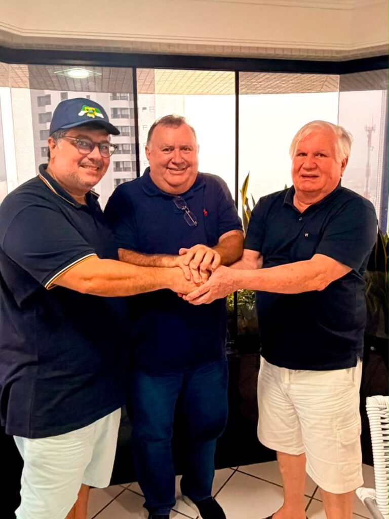Dr. Bernardo recebe apoio de Abelardo Rodrigues e Abelardo Neto em Alto do Rodrigues