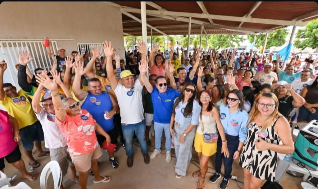 Nixon mostra força política e reúne multidão para receber Ezequiel Ferreira em Alto do Rodrigues